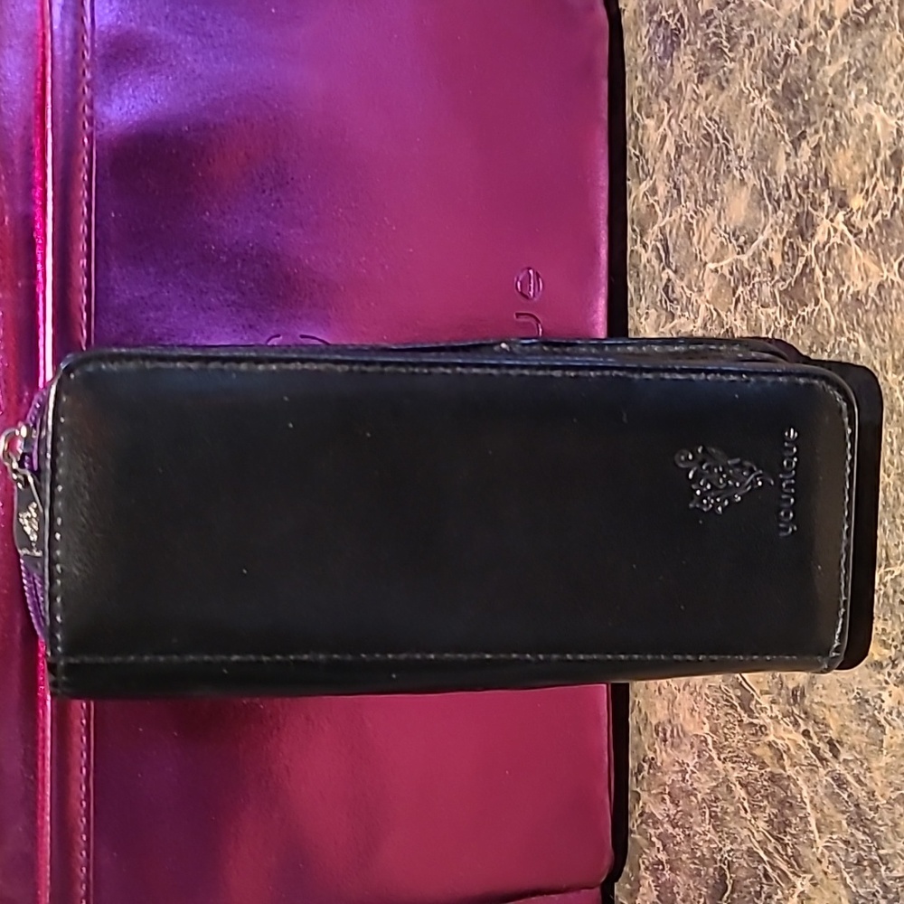 Younique brush case